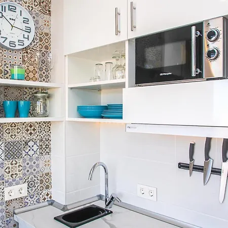 Apartment Stylish For Rent With Fantastic Location In Promenade.